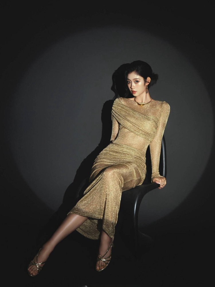 Personal Portrait Image Photo  - Ethnic Fashion Images 评论和价格