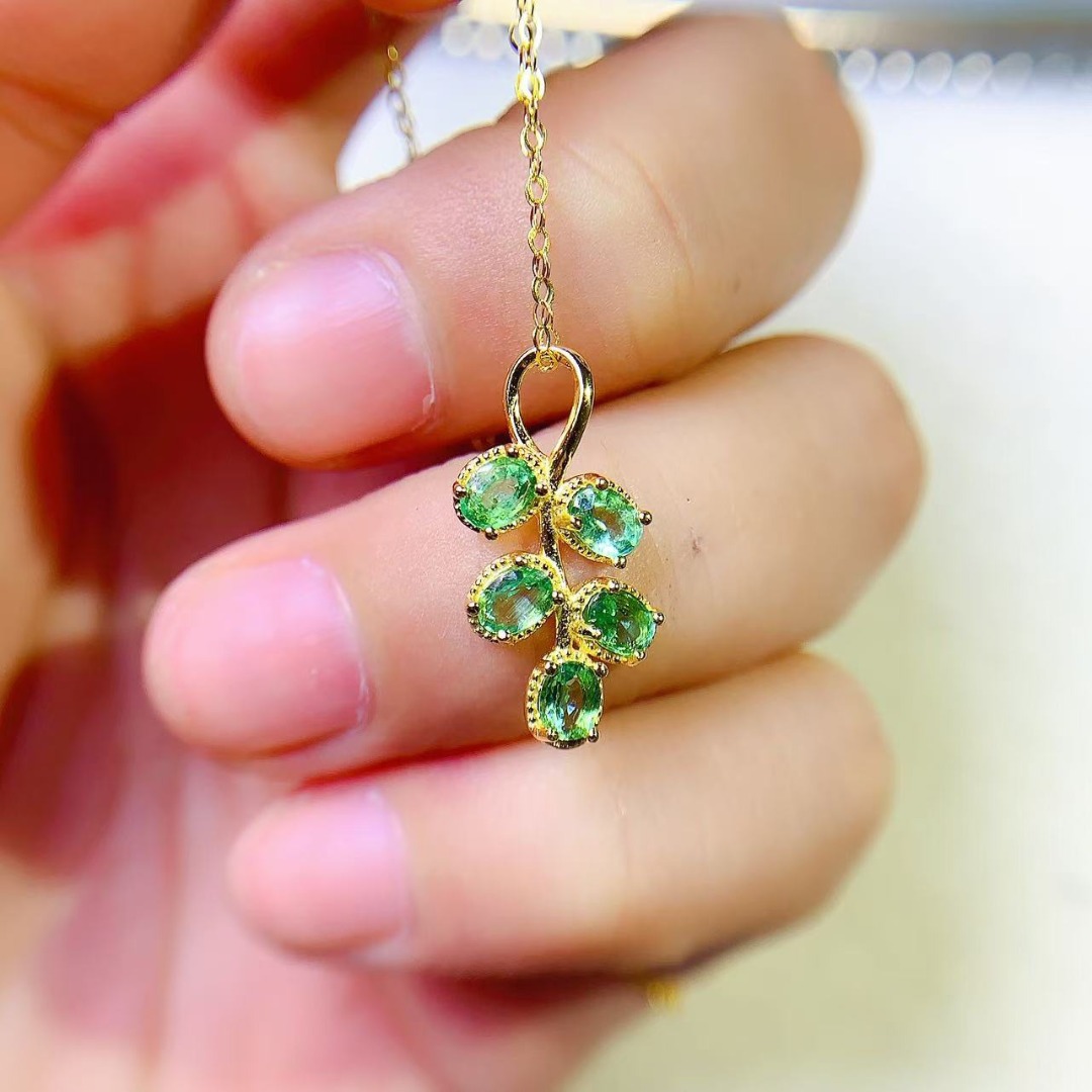 Opulent Genuine Emerald S925 S - Ethnic Fashion Designer 评论和价格